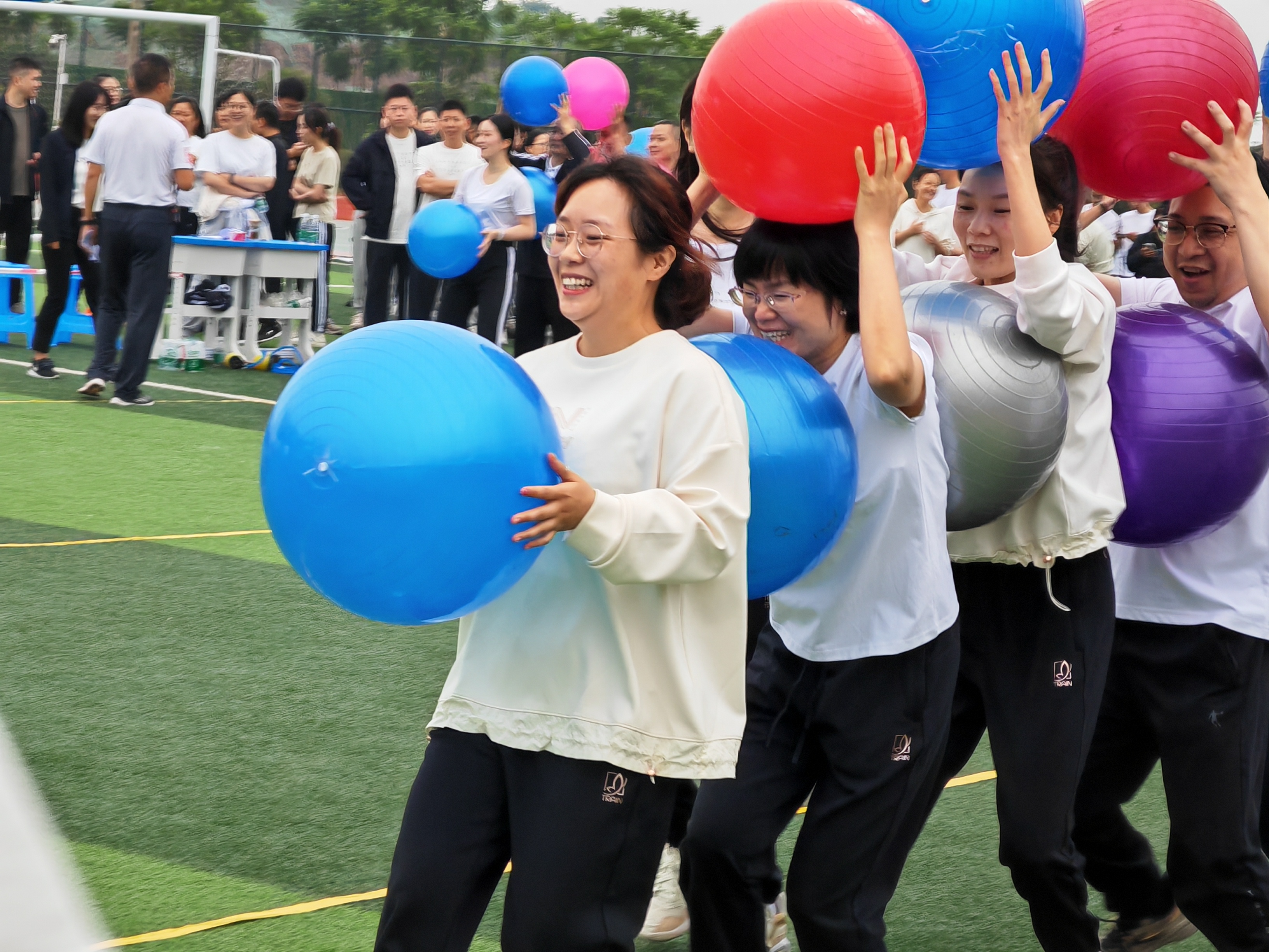 参加区运动会